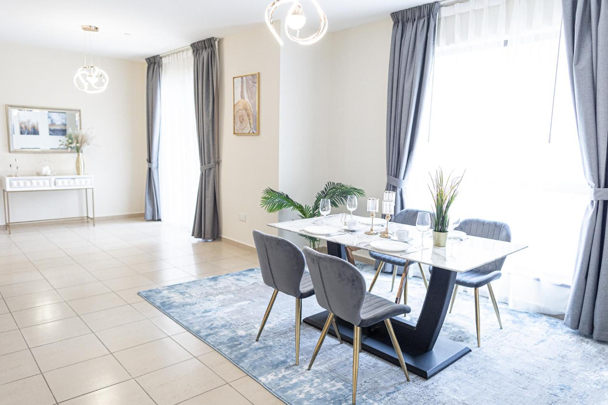 Happy Season Jbr Apartment